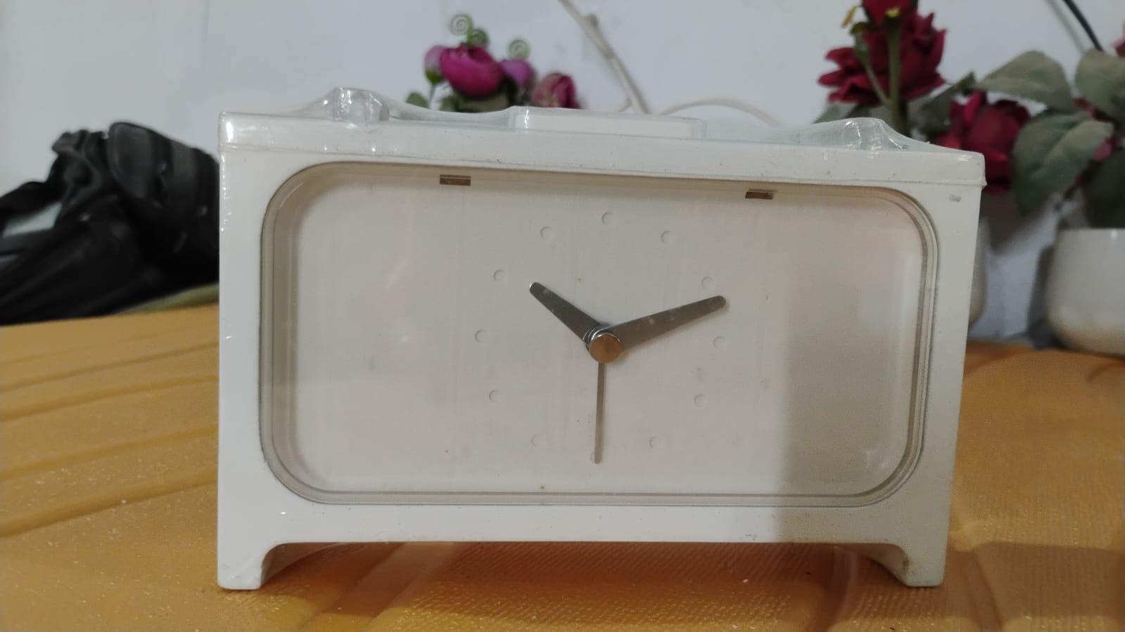 Ultimate Alarm & System Clock (1 Pc) Ultimate Alarm & System Clock (1 Pc)